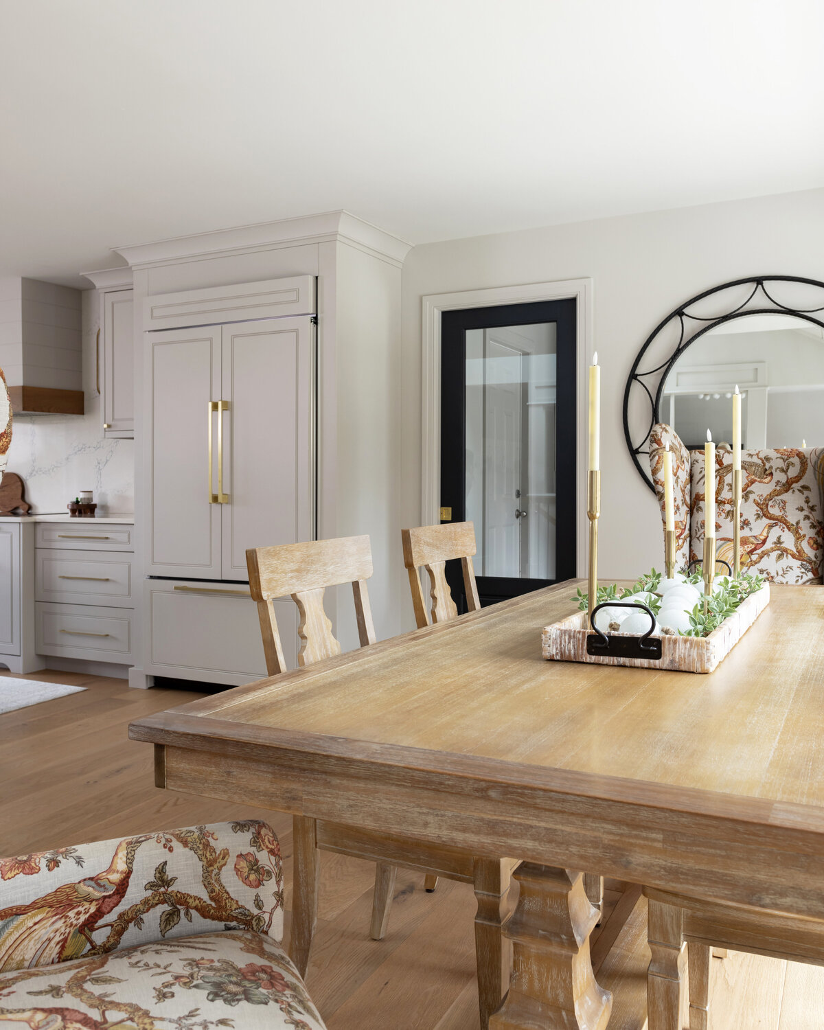 KatCoInteriors-Tiessen-Dining-08