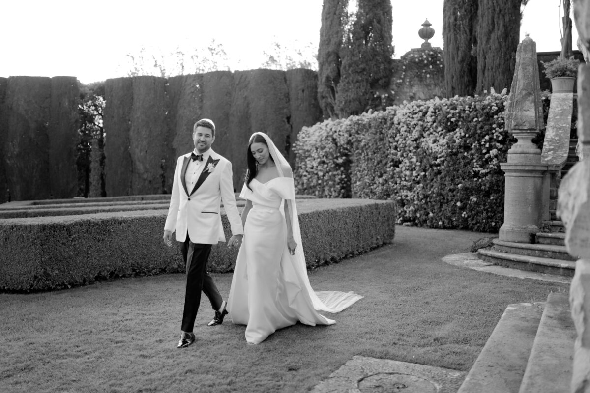 Flora_And_Grace_Tuscany_LaFoce_Wedding_Photographer-45