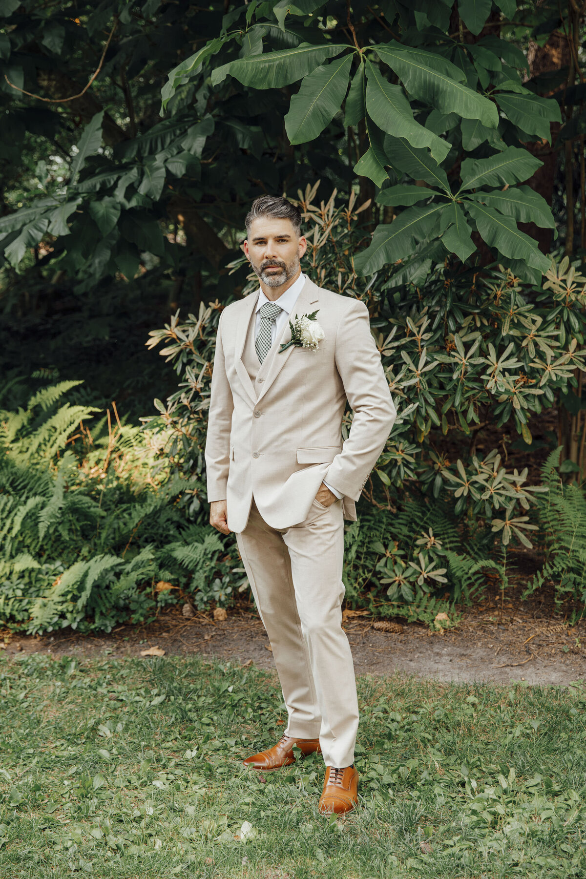 sayen-house-gardens-wedding-photo-groom-posing-hamilton-township-new-jersey