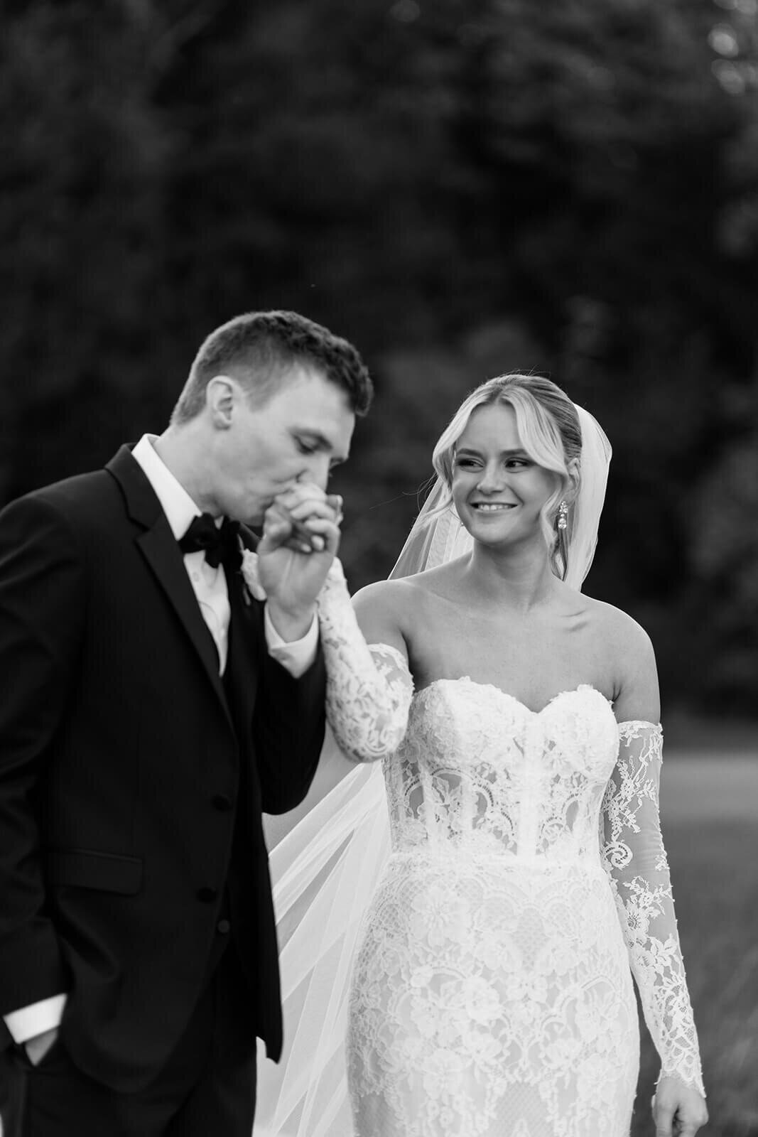 New Jersey Wedding Photographer_Egdewood Country Club_0081