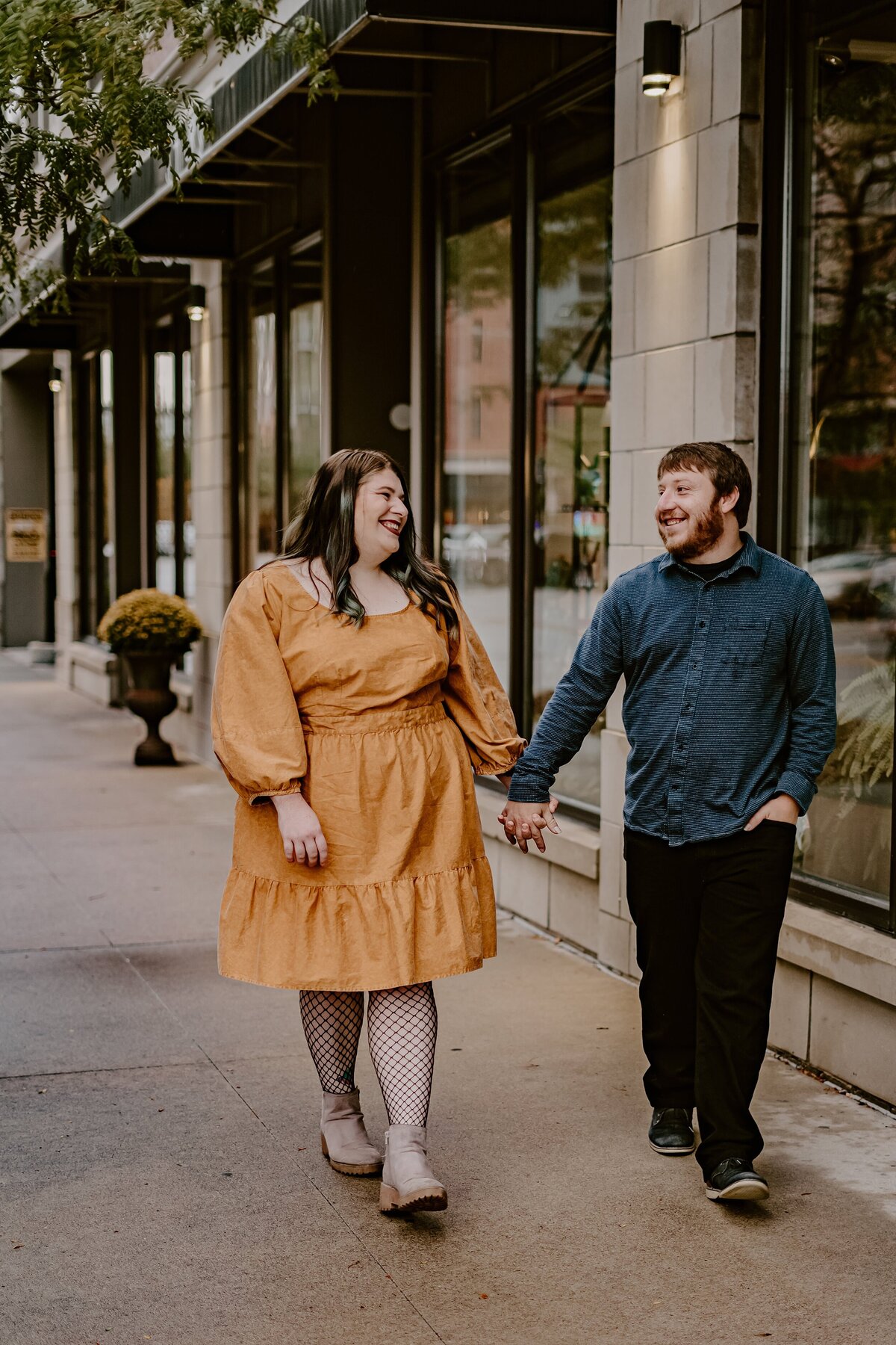 urban-downtown-engagement-walk-des-moines-storyteller-collective-photo-co