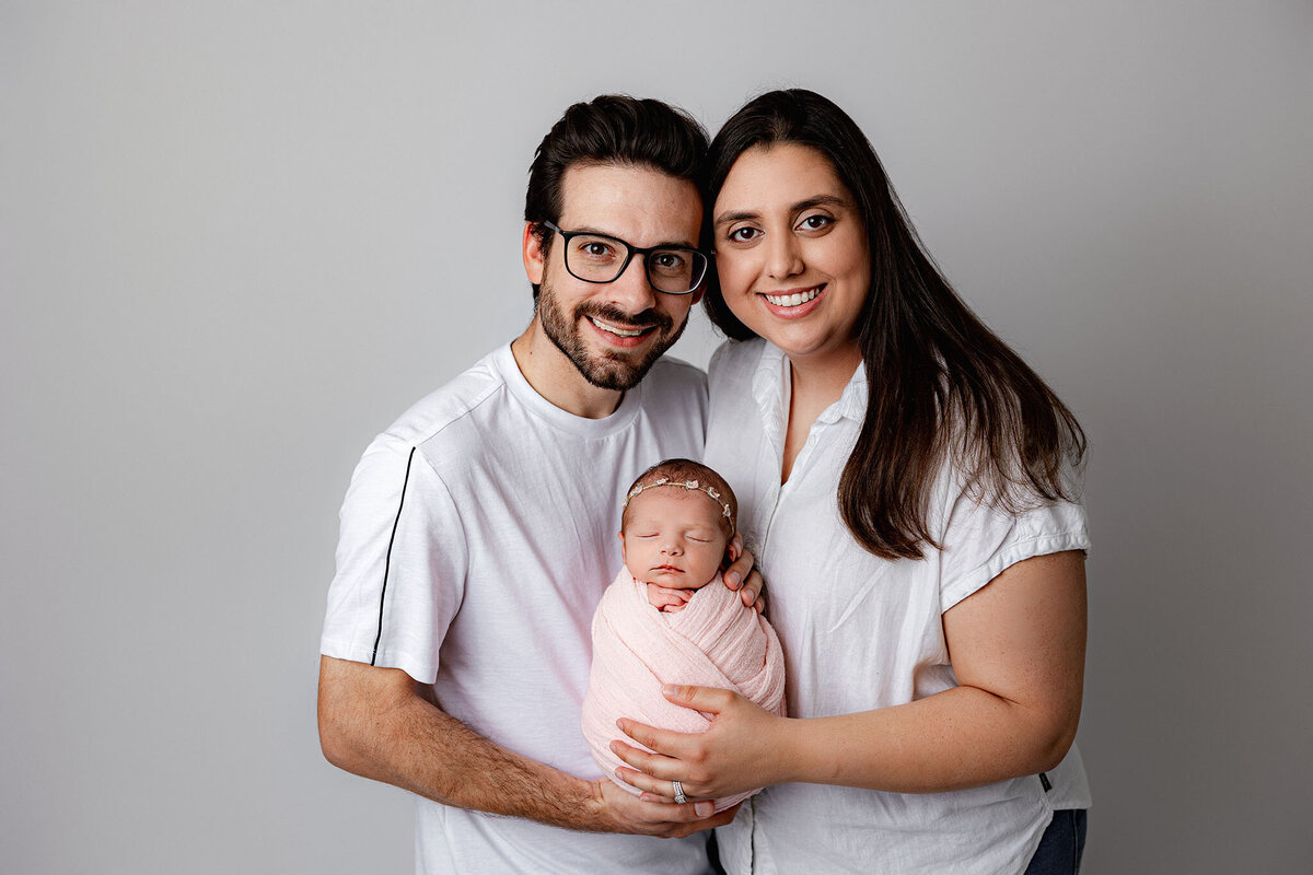 arielle_elizabeth_photography_newborn photographer, family photographer, baby photographer, milestones photographer, studio, near traverse city, near charlevoix, near petoskey, near gaylord, near harbor springs, michigan photographer_01352