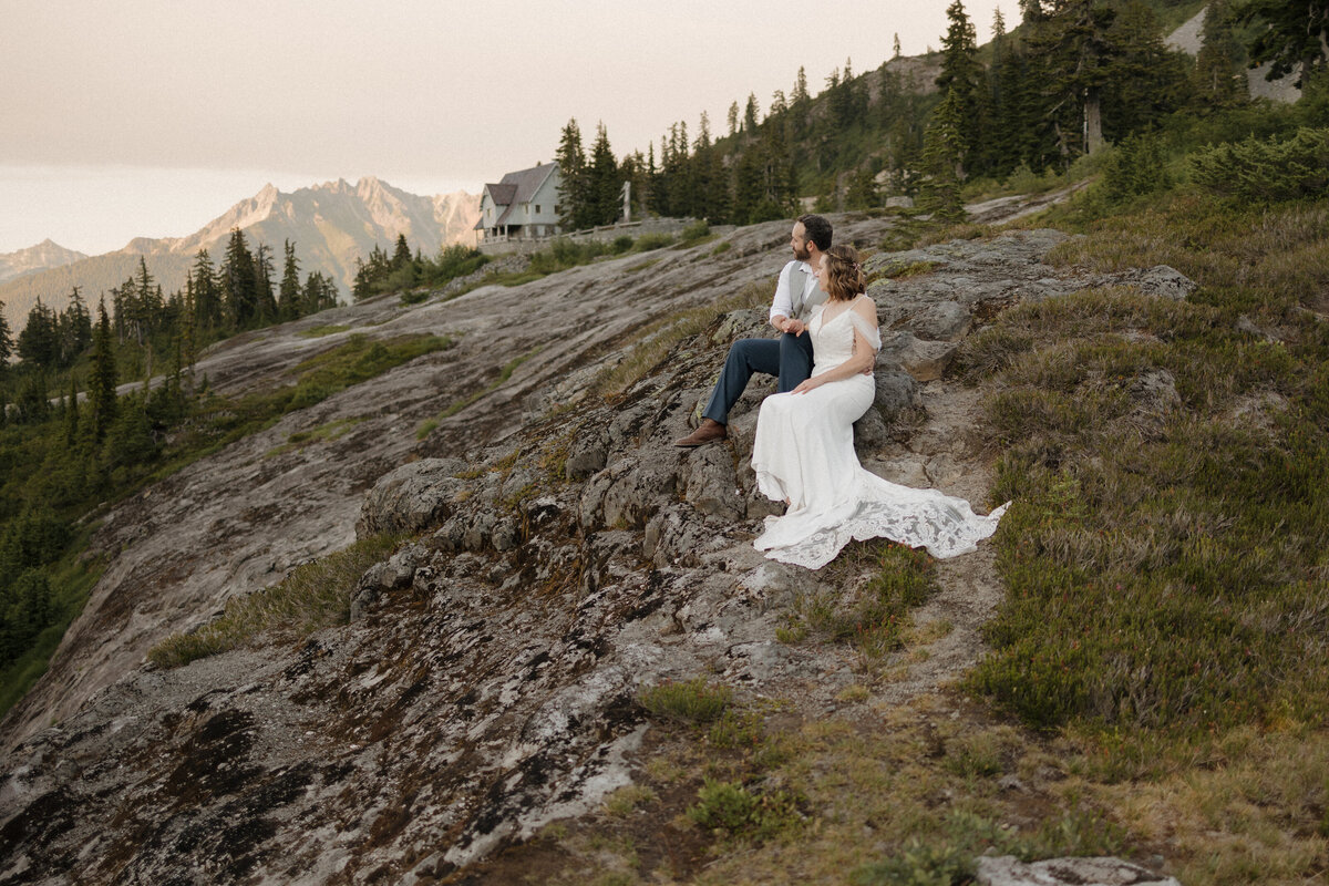 Washington Elopement Photographer