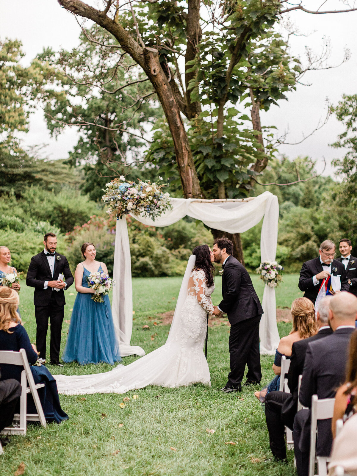 Rachel&Carlos-Fine-Art-Film-Wedding-Photographer-Brooklyn-Botanical-Garden-18