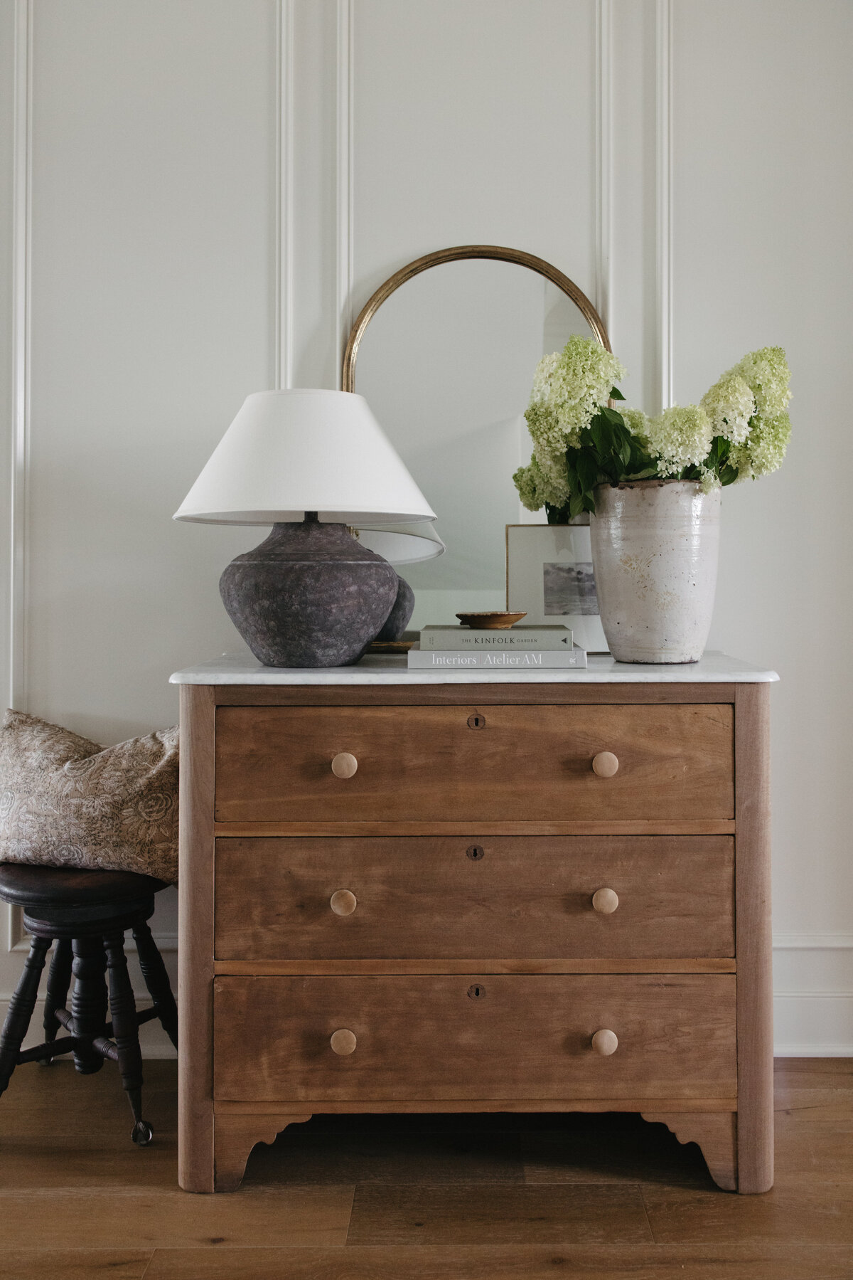 Interior Design Website Designer - Best Web Designer for Interior Designers - Showit Website Templates for Interior Designers - Flodesk Newsletter Templates - Canva Instagram Templates - Coastal Template Co - 3