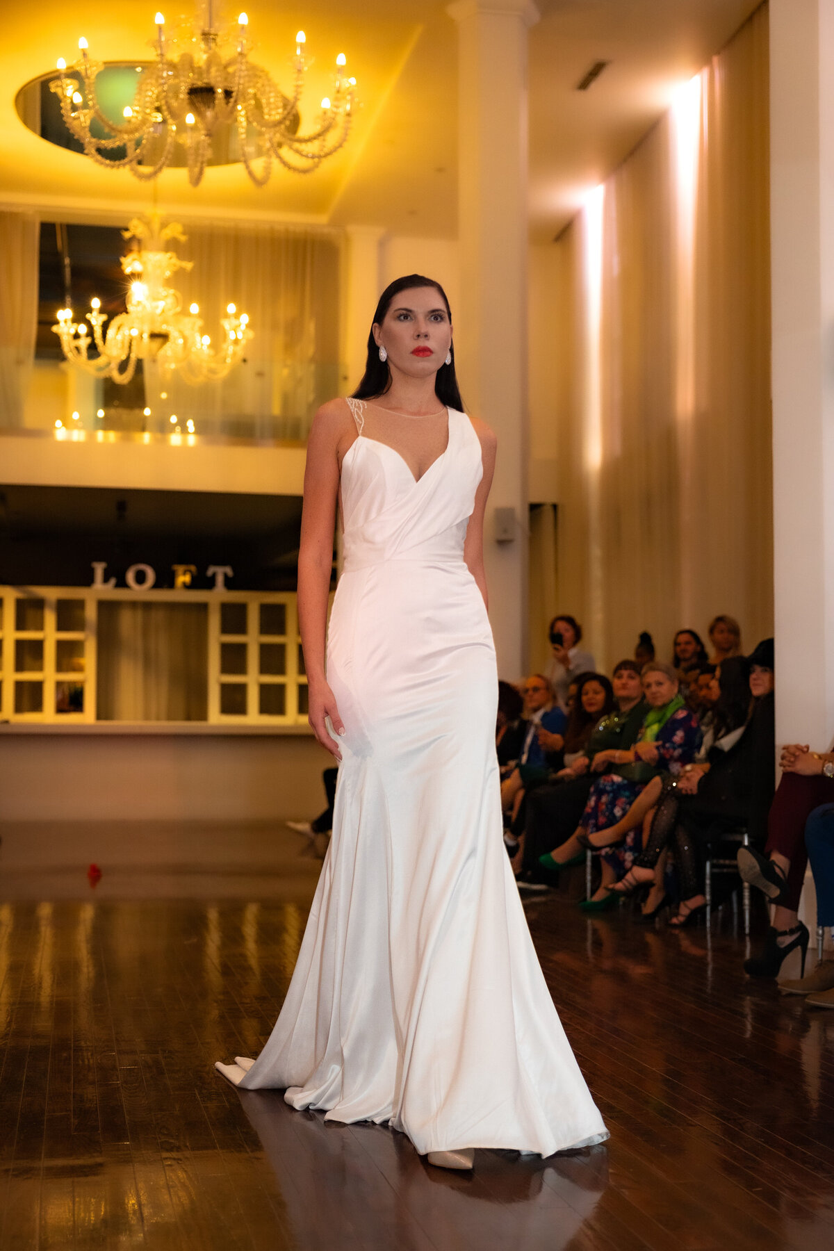 Robe de haute couture pour mariée défilé de mode à Montréal