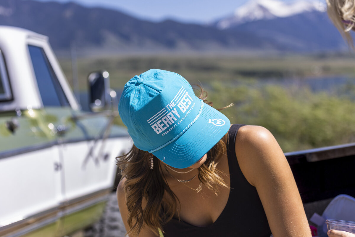 Shanna-Mae-Photography-Montana-Photographer-Business-Brand-Lifestyle-Beverage-Product-Distillery-Snowcrest-Vodka-040