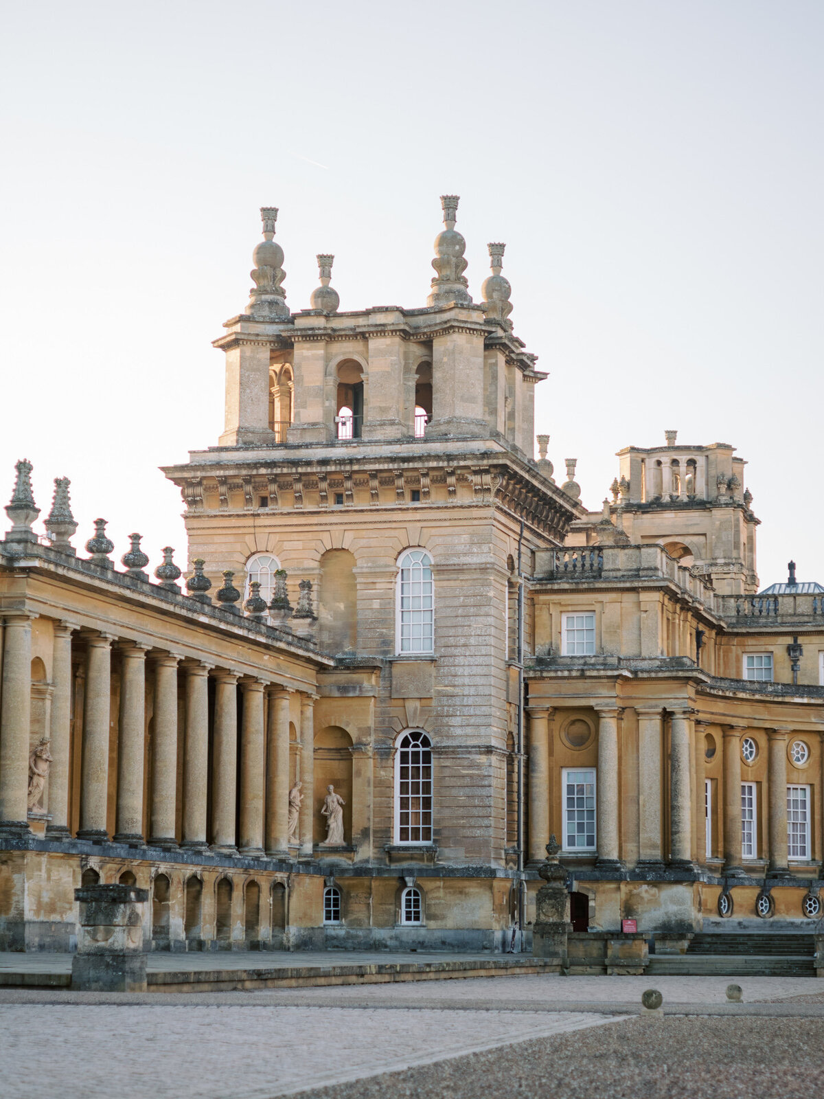 a view of Blenheim Palace