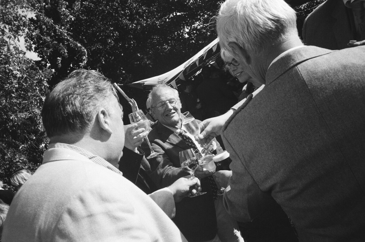 film-wedding-photographer-ireland-35mm-luxury (30)