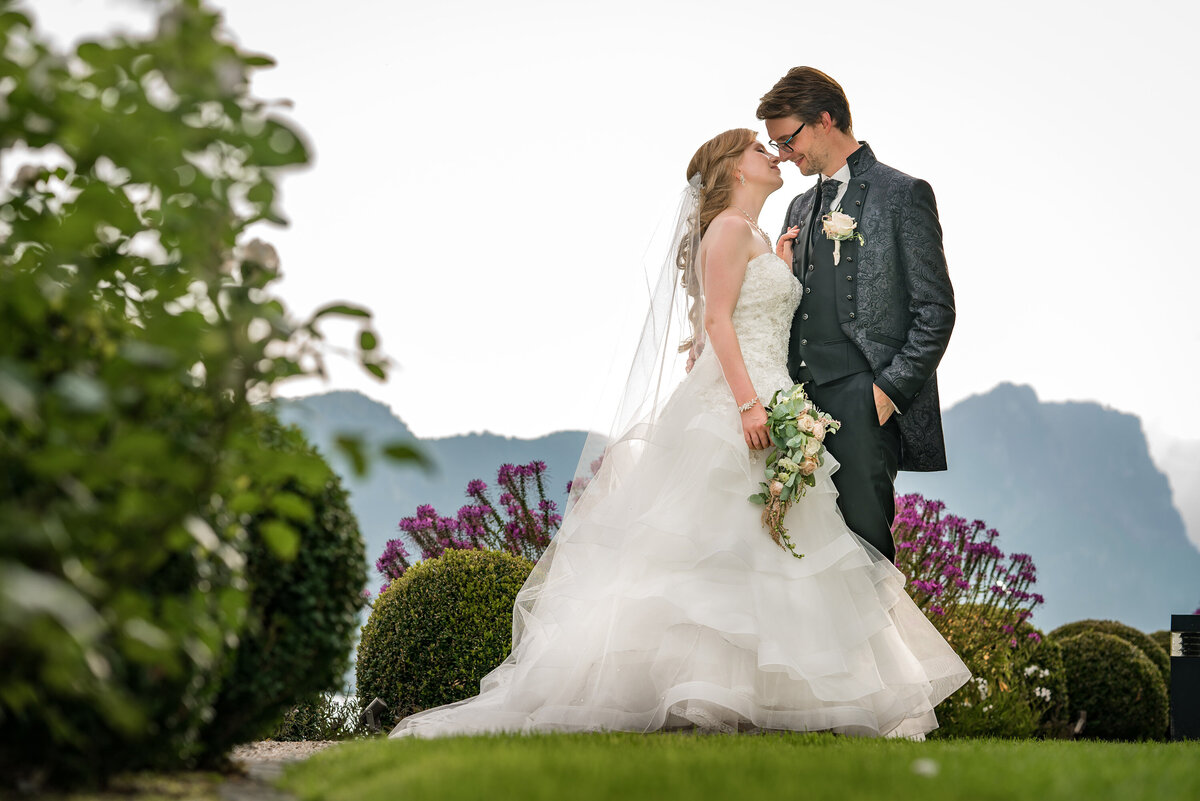 Luzern-Parkhotel-Vitznau-Hochzeit-Fotograf-Musto-Studios