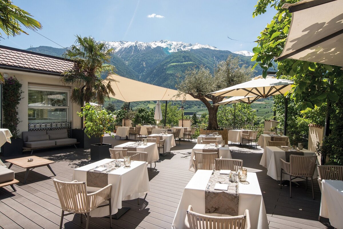 Waterstone - Dolce Vita Hotels - South Tyrol - Luxury Boutique Hotel - Preidlhof_Mediterranean terrace
