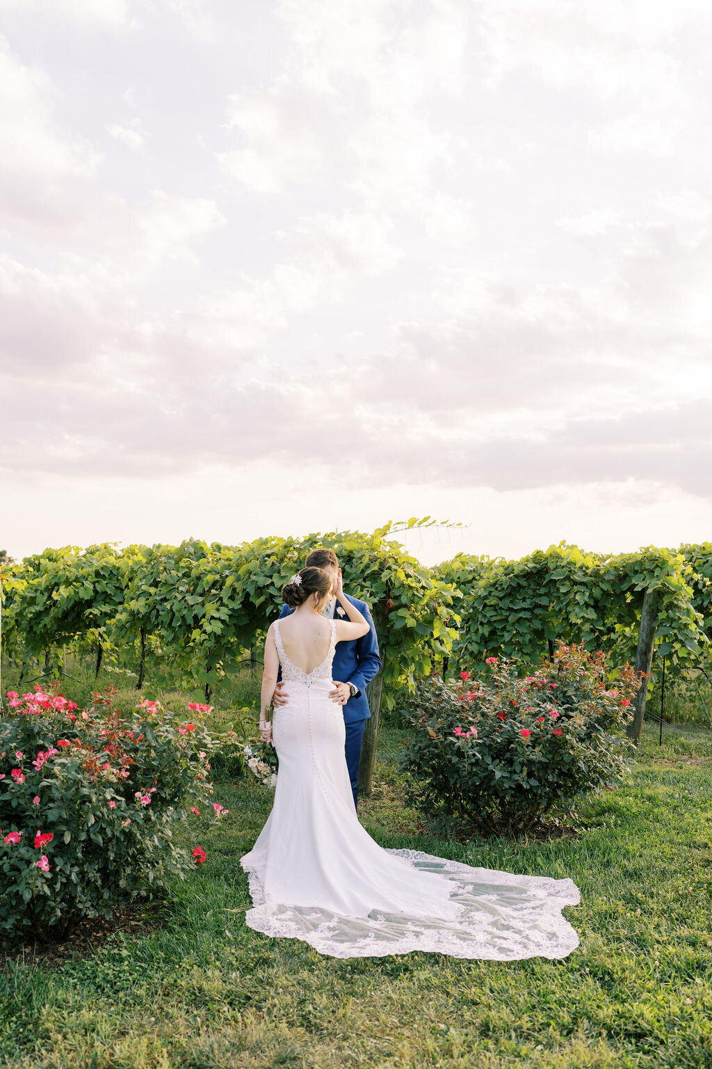 Winery at Bull Run Wedding Centreville Virginia | Adela Antal Photography