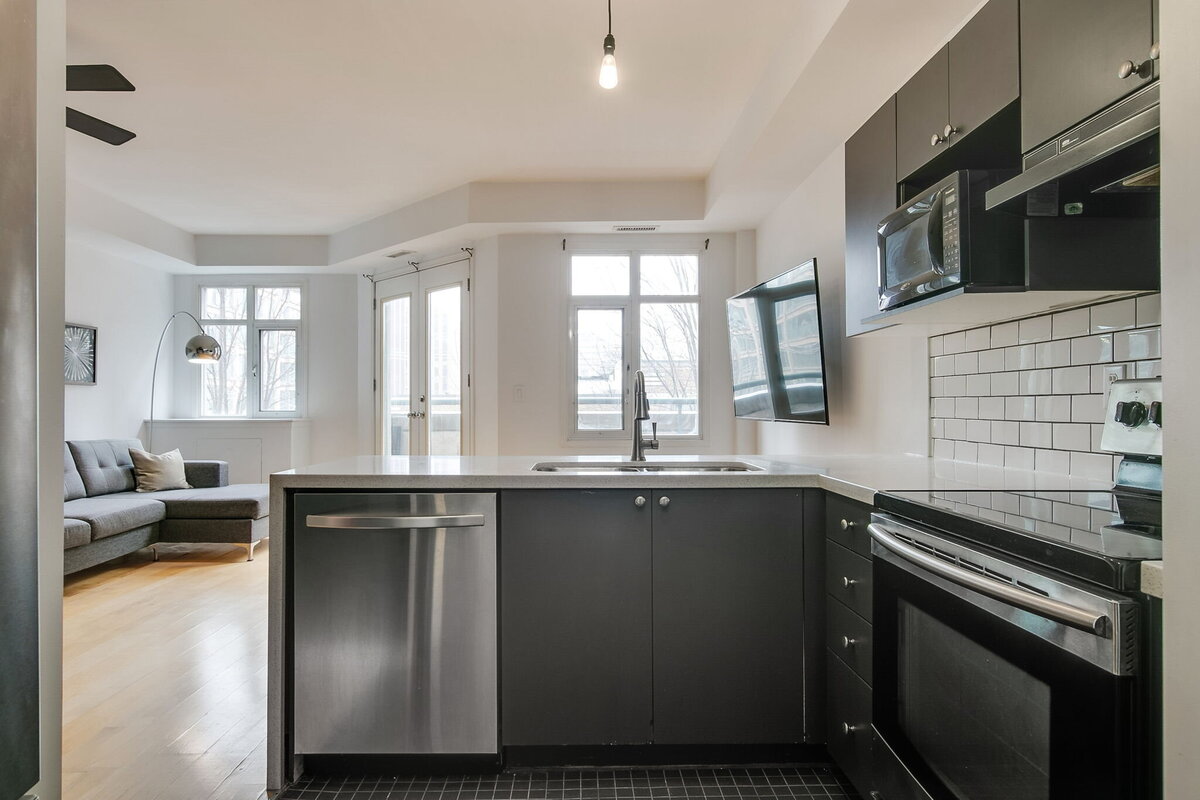 20-web-or-mls-15_005_Kitchen
