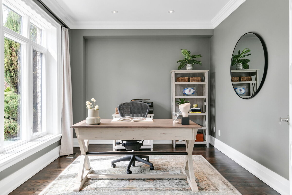 36-web-or-mls-18_001_Office