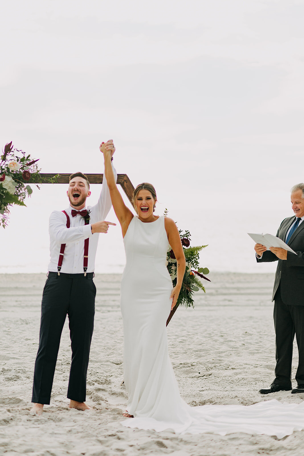 amber-mcwhorter-photo-elope-in-florida-lions-club-treasure-island-chantilly-chic-planners-1