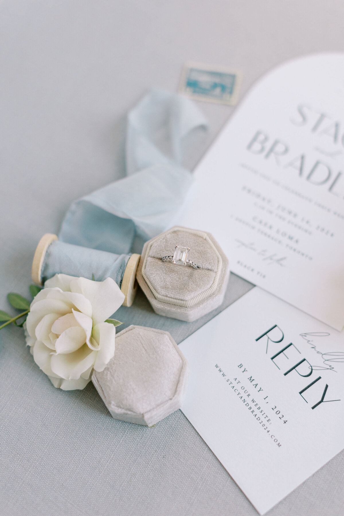 London, Ontario based Wedding Planner creating  beautiful weddings in London, Ontario,  Toronto, Ontario,