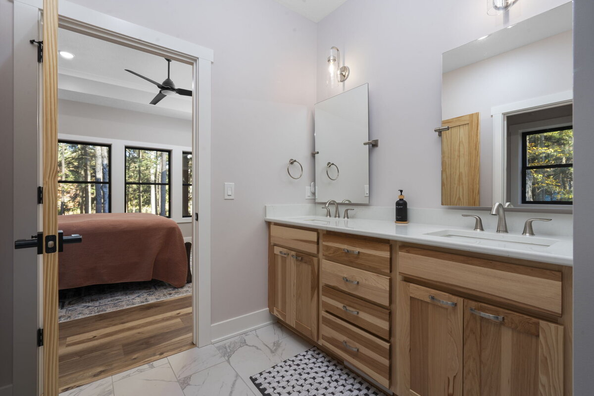 17-web-or-mls-JEL01740