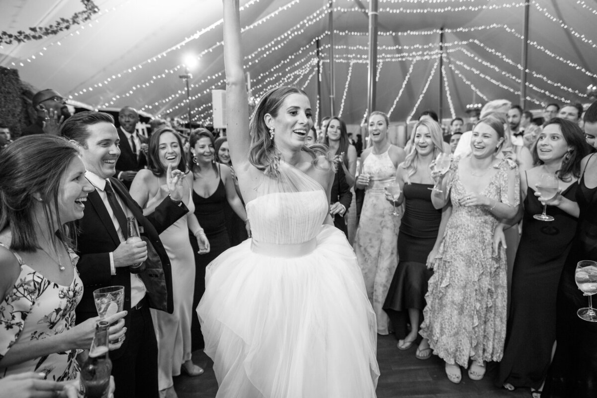 BELLERMINE-HALL- FAIRFIELD-UNIVERSITY-WEDDING-amy-champagne-event-2