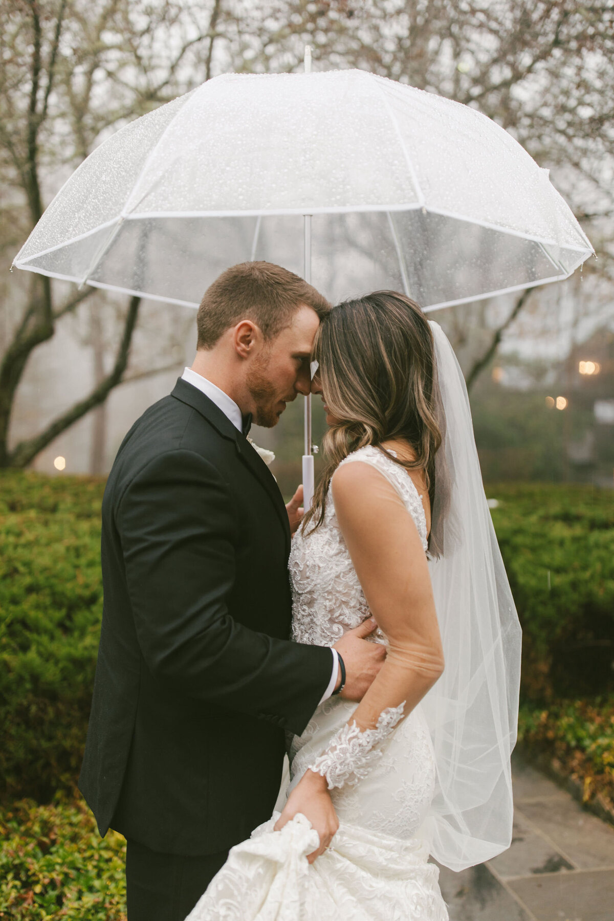 sanderswedding-emmaleague-firstlook-joe-44