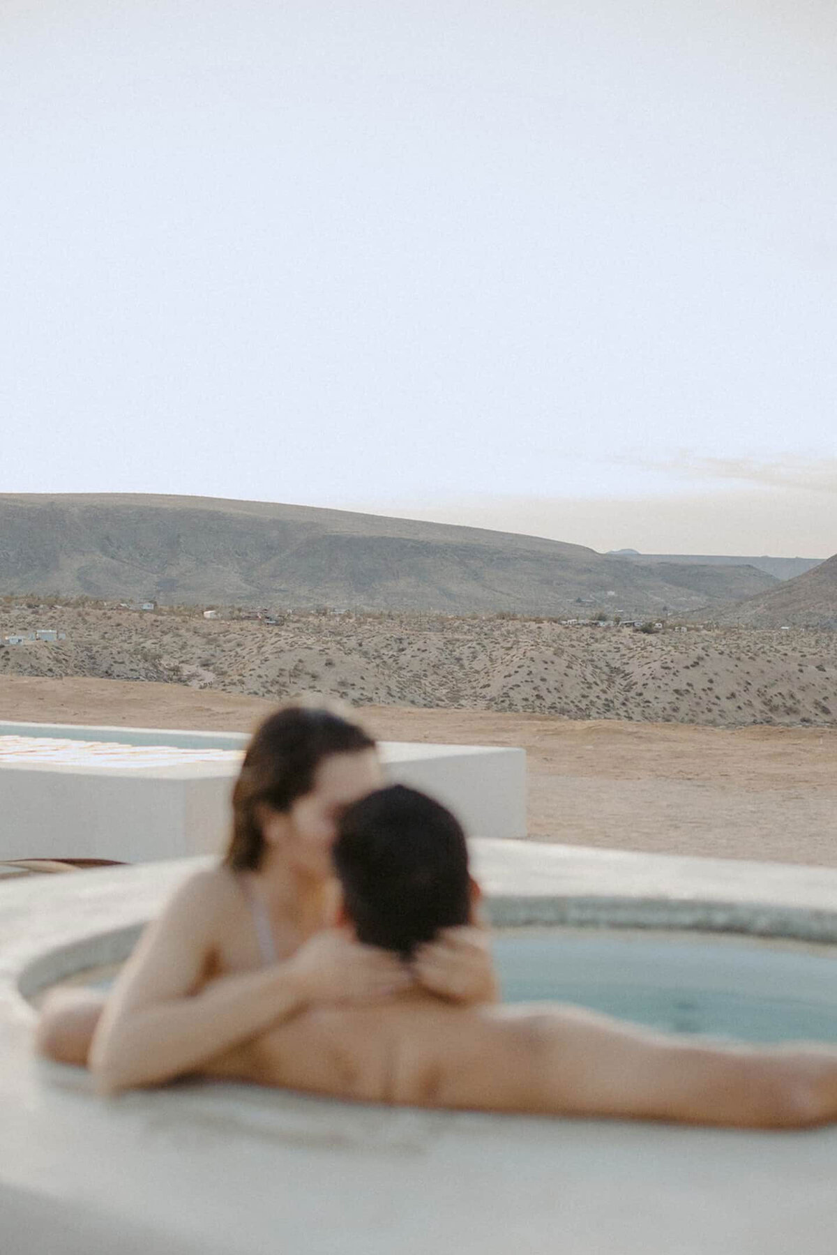 le-chacuel-airbnb-hottub-couple