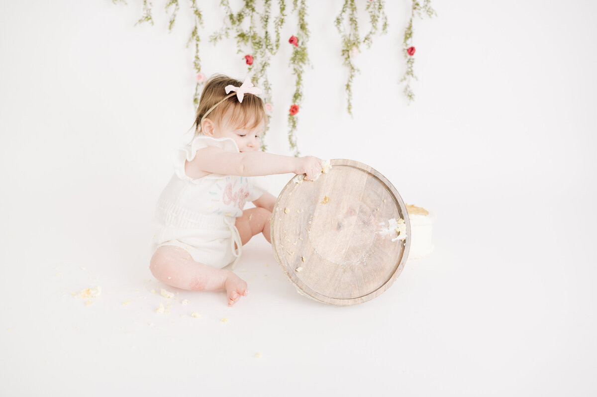 CT Cake Smash Photographer | Canton, Connecticut Family Photographer-10