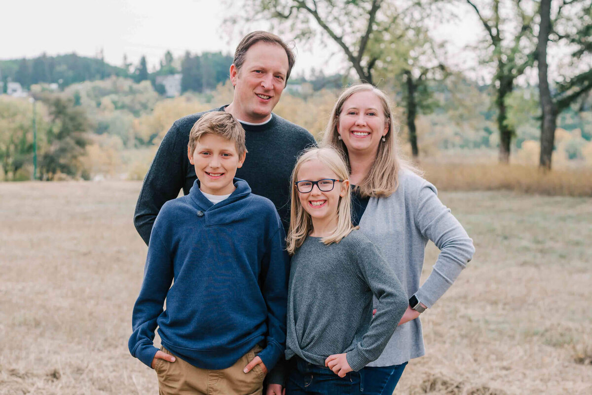 Saskatoon family Photographer (8)