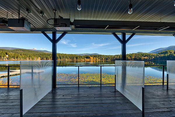 Dutch-Lake-Painted-Turtle-Restaurant-Patio-Lake-
