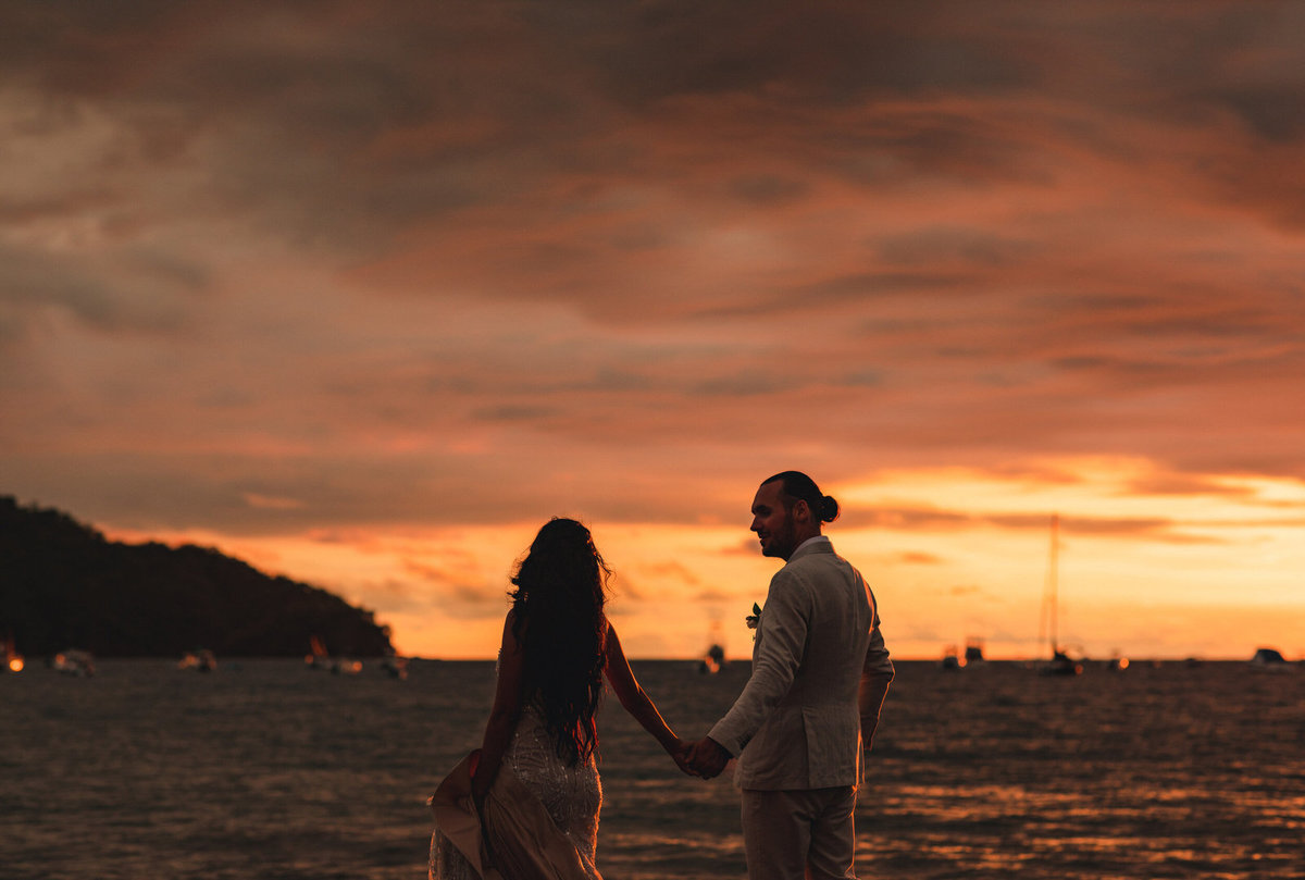 costa-rica-sunset-destination-wedding-photographer