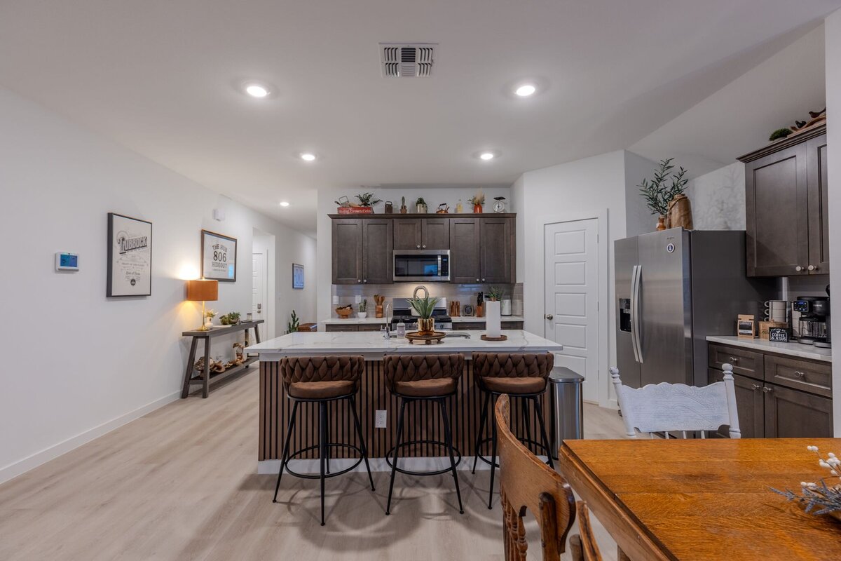 27_806 Hideout-0852-HDR