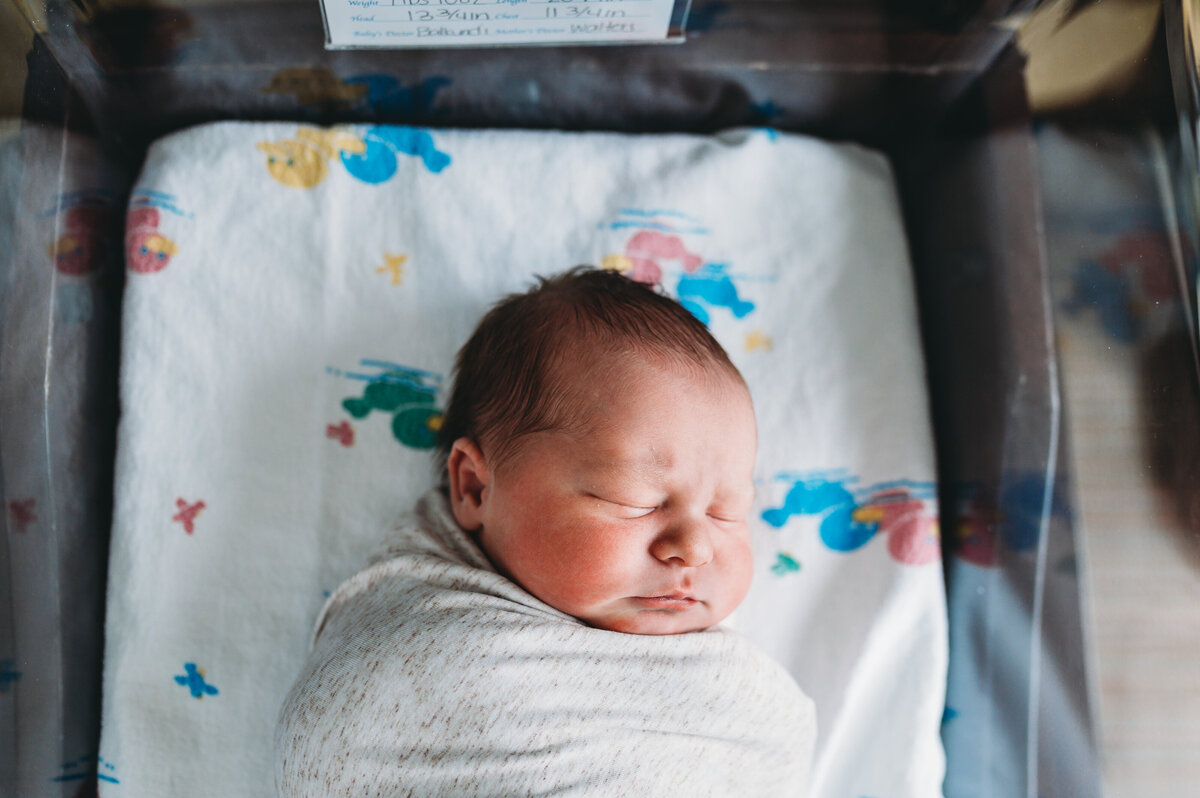 award-winning-hospital-newborn-photos-ftw-texas