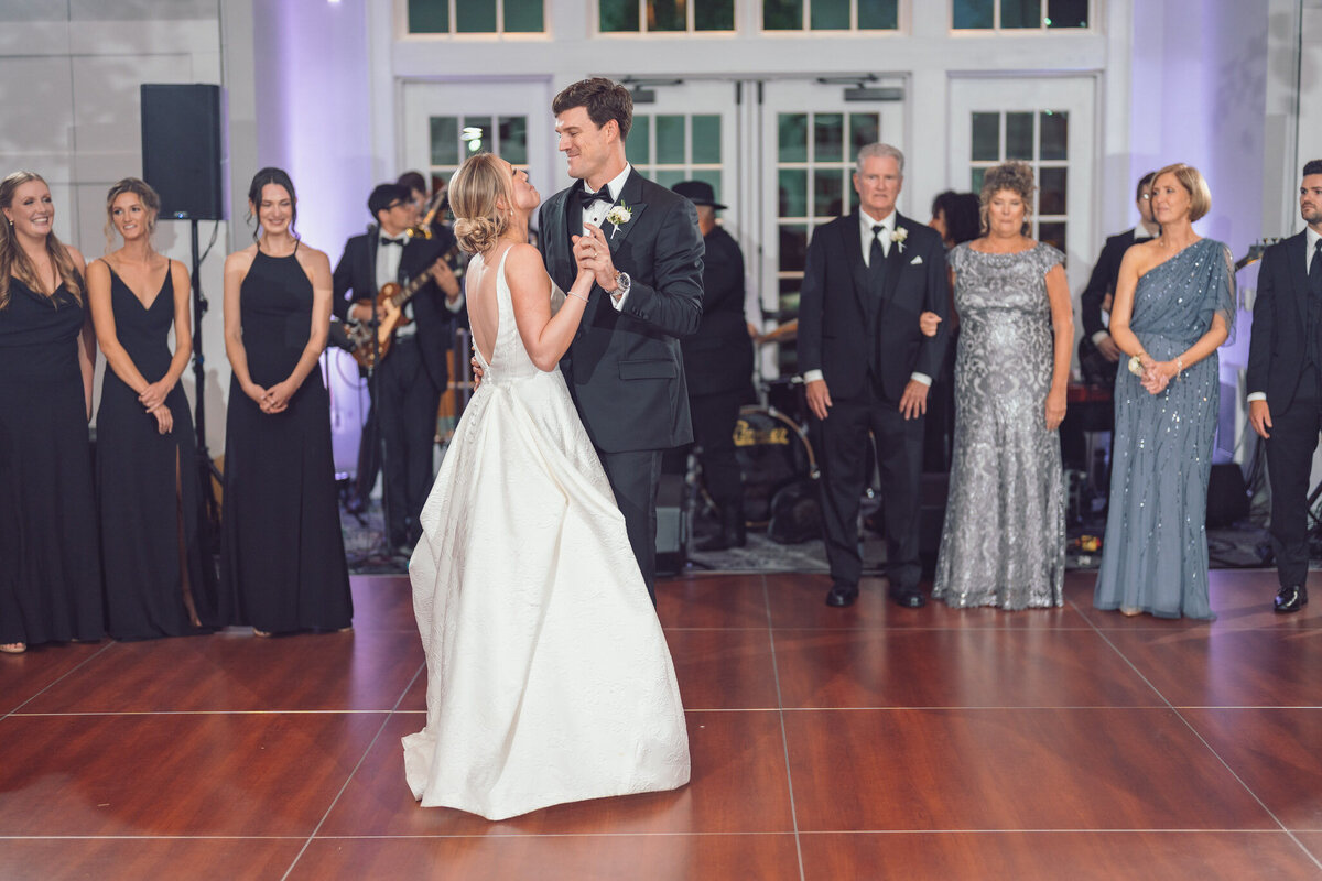 230923-MaryKate&JT-TheParkAvenueClub-Wedding-FlorhamPark-NJ-Previews-Web-148