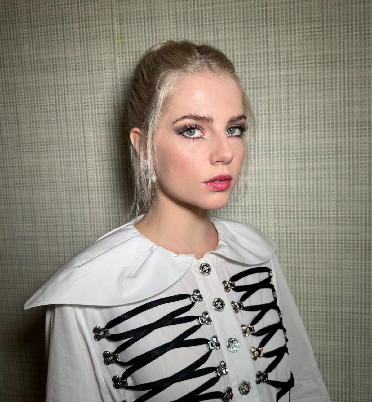 Lucy Boynton Silver Eyeshadow