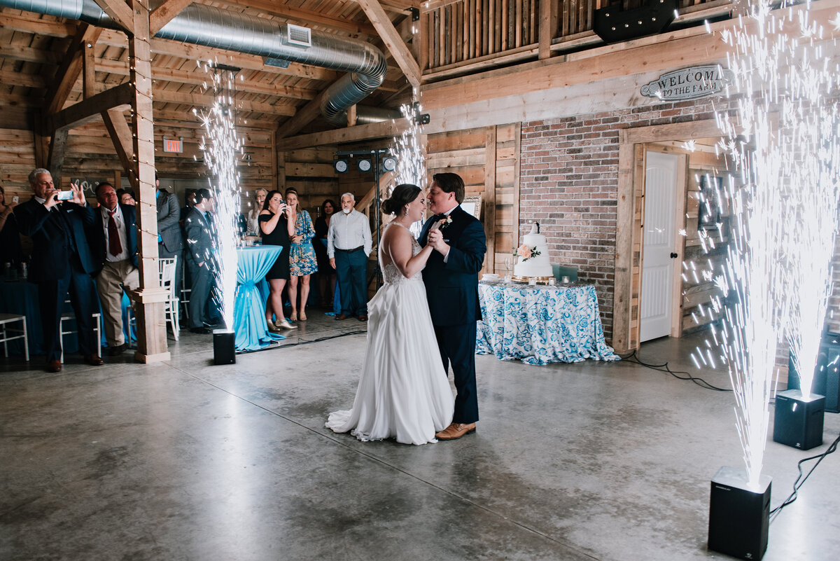 Sparks wedding reception at Waddell vineyards Oklahoma