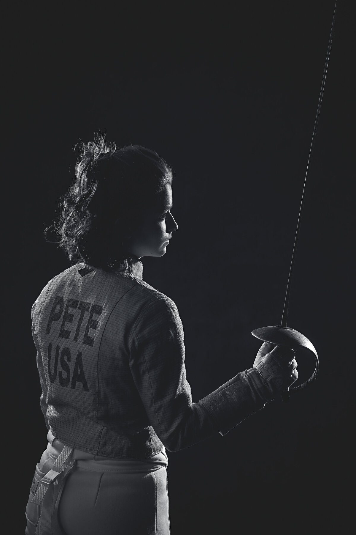 fencing senior photos midwest minnesota 5