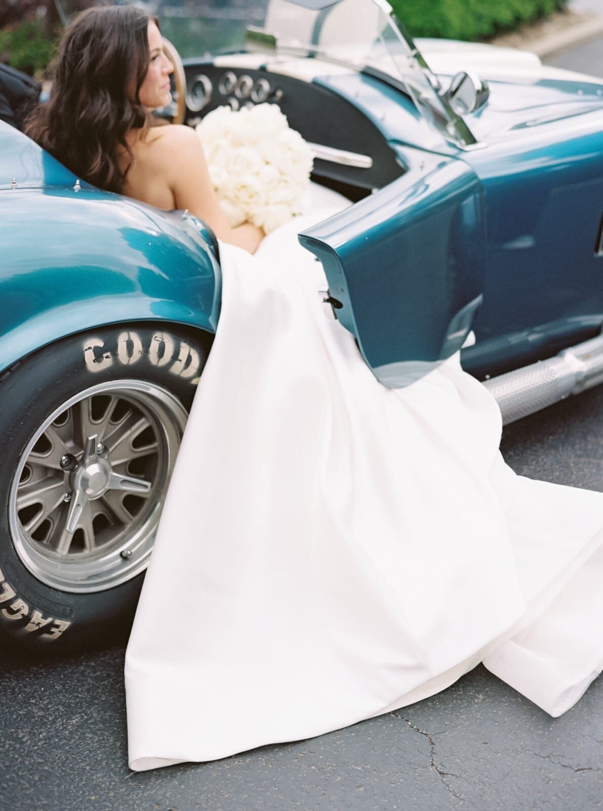 2025_05_17 Jenna + Gray Lake Club Wedding-web-00090