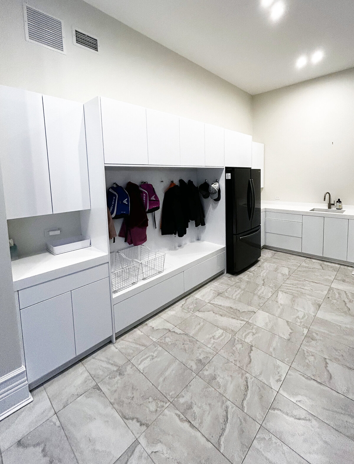 Uncluttered Haven_Mudroom Laundry Organization_2