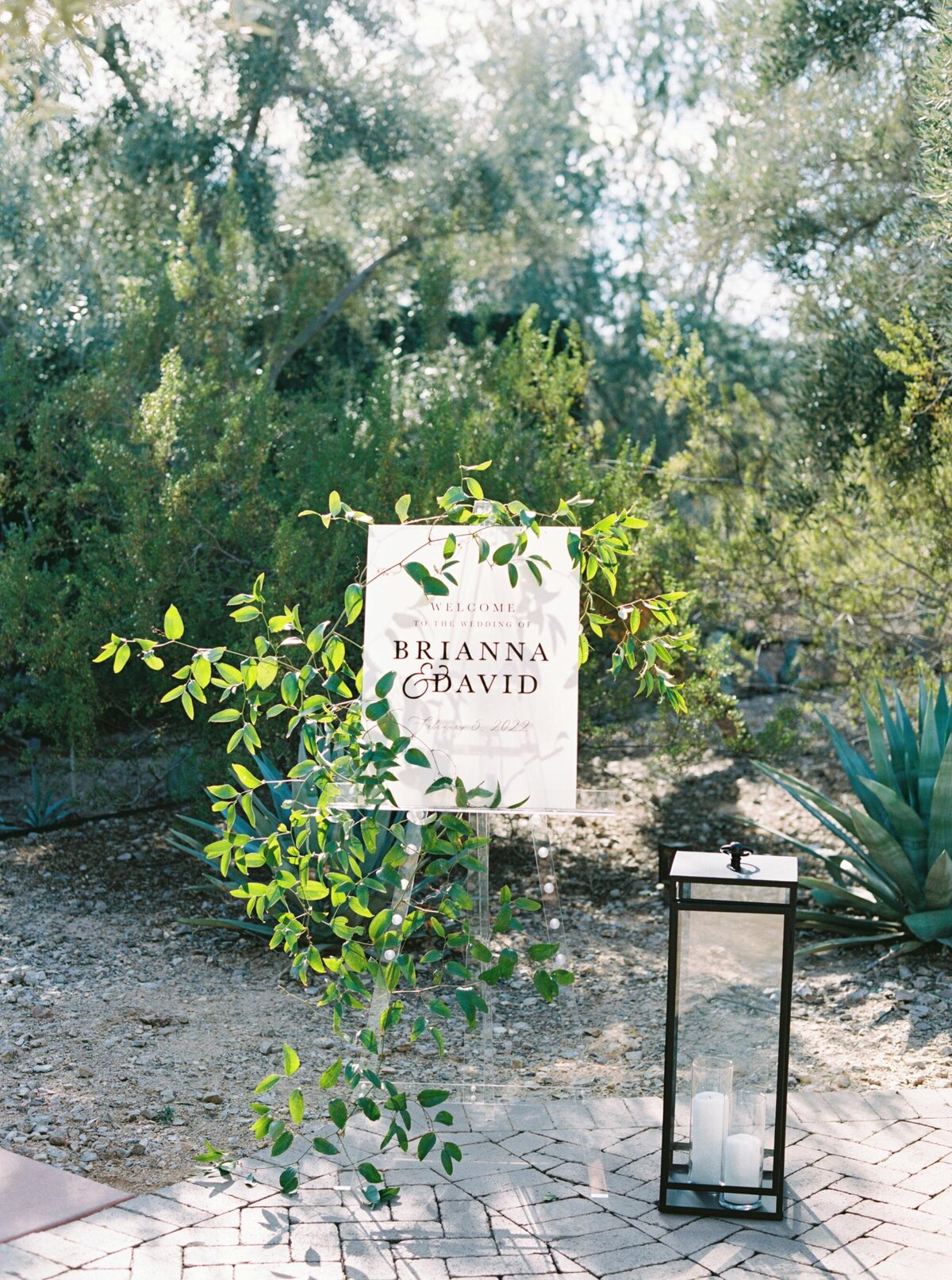 acrylic-arizona-wedding-welcome-sign