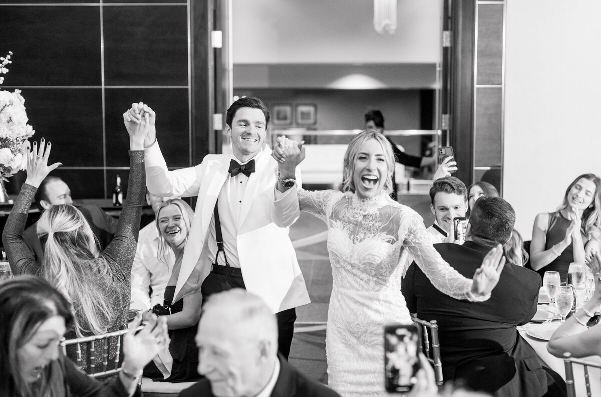 HiltonBallParkWedding_EmilieBrian_CatherineRhodesPhotography-102