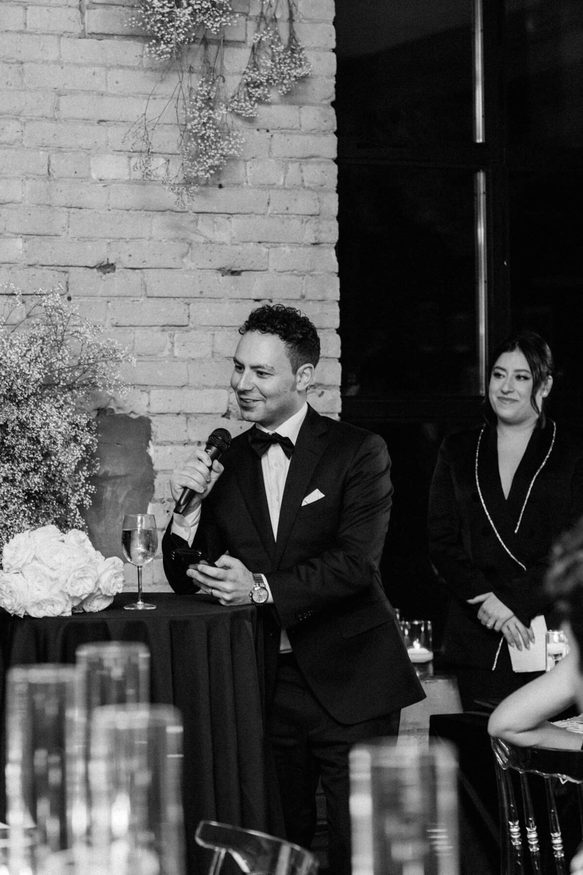 515-Storys-Building-Toronto-Canada-Raquel-Matthew-Wedding-40