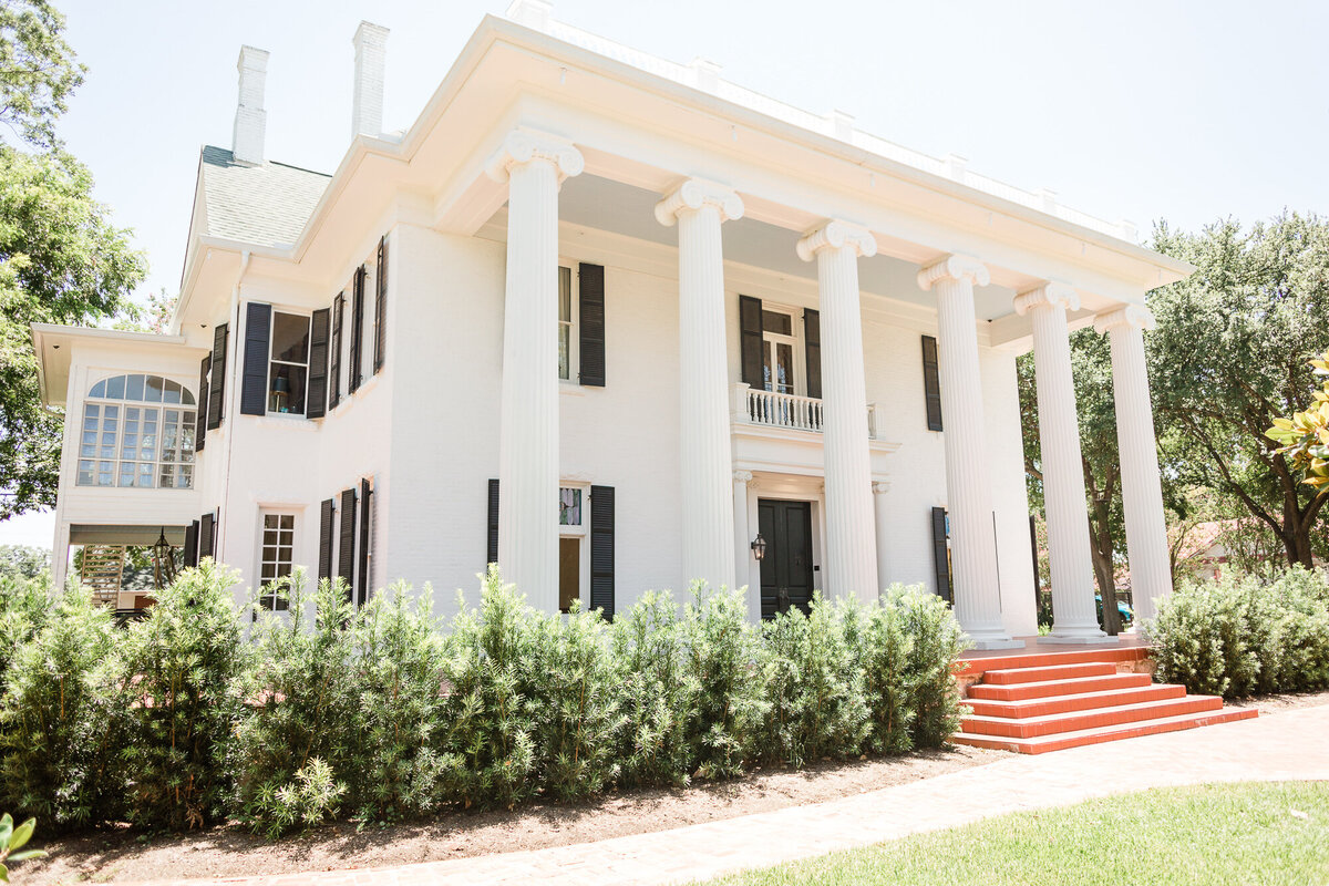 Woodbine Mansion Wedding Round Rock-13