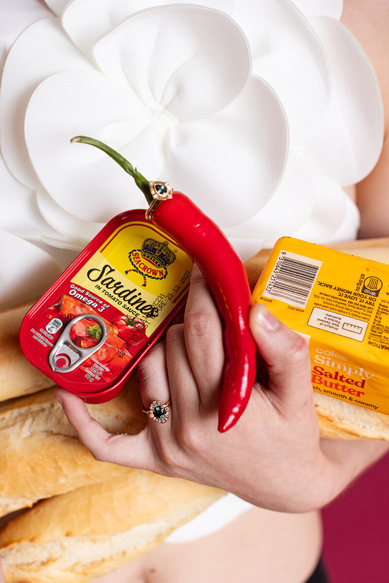 weird-soup-fashion-editorial-red-chili