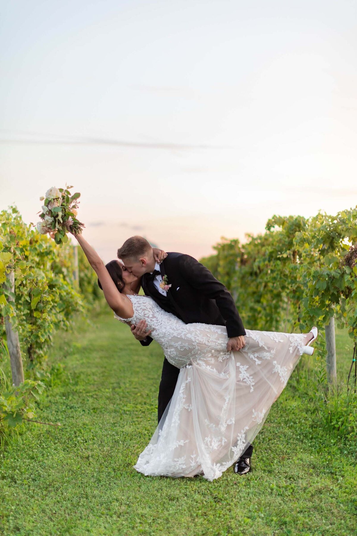 Couple-at-providence-vineyard7
