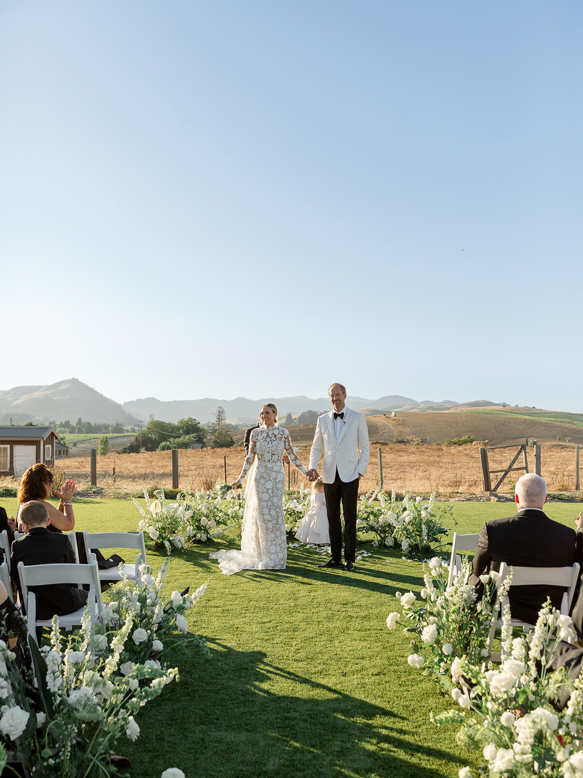Napa-Carneros-resort-wedding-photography-wedding-classic-blackandwhite-churchwedding-wedding-thedejaureguis-061