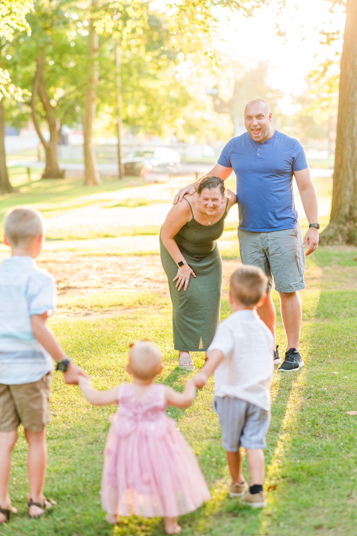 Lititz Springs Park family running towards eachother
