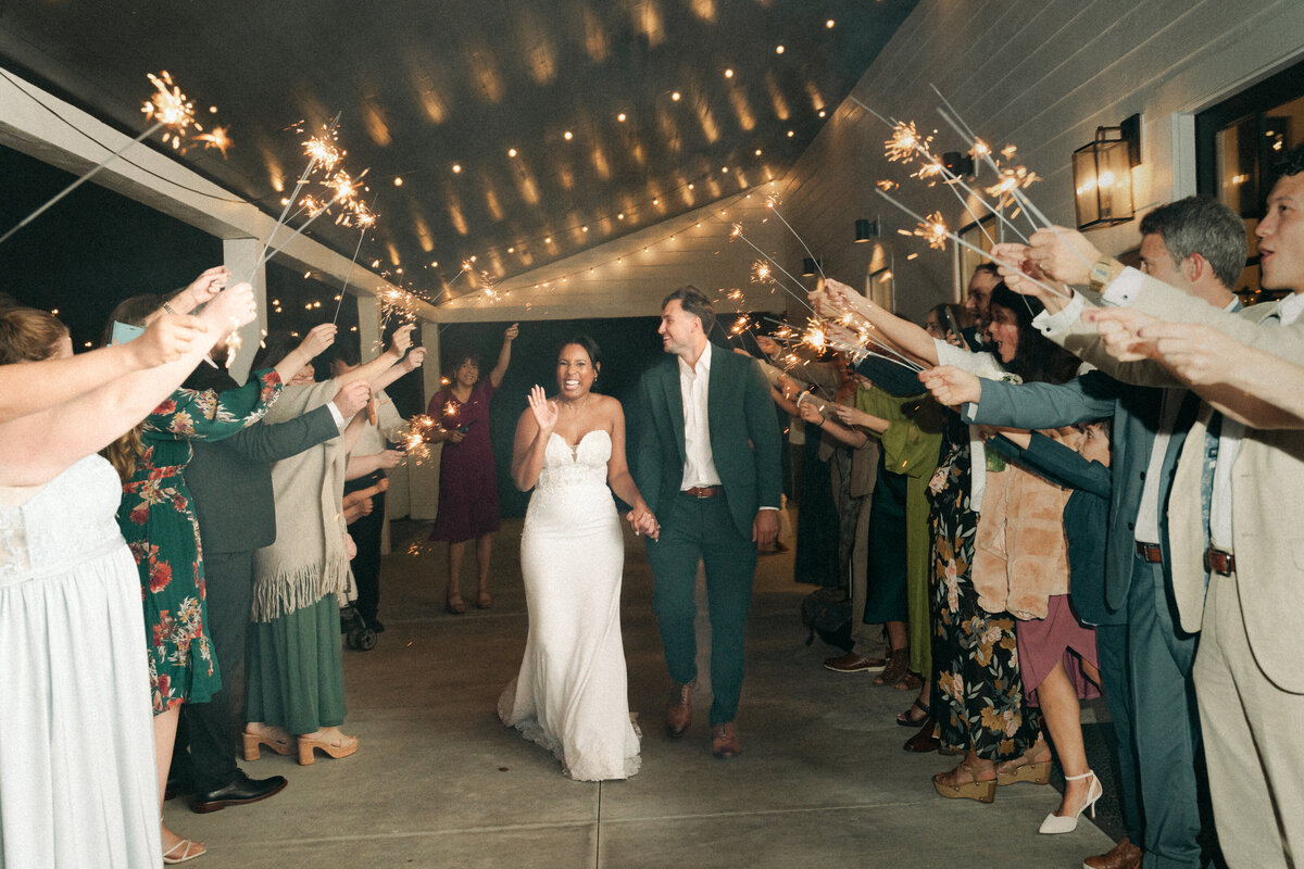 joey & alyse wedding photos - lizarrietaphotography-877
