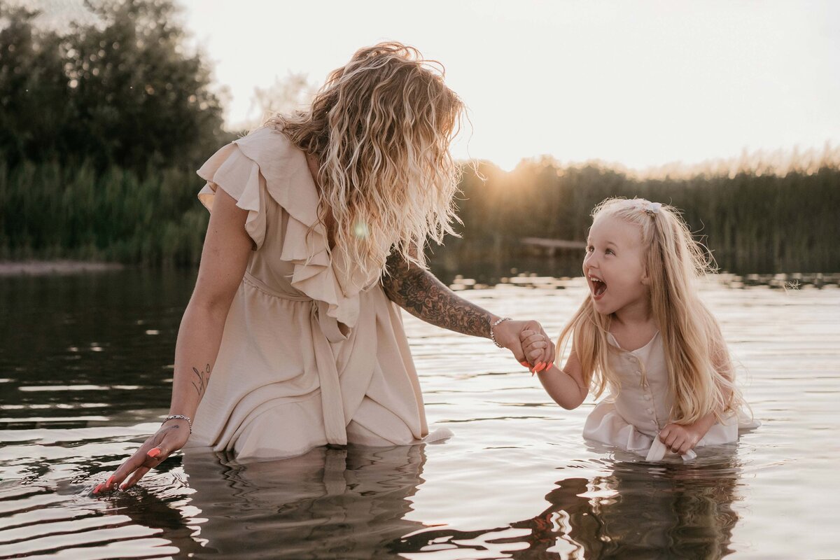 familieshoot-twiske-golden-hour-leukfotografie.jpg-71