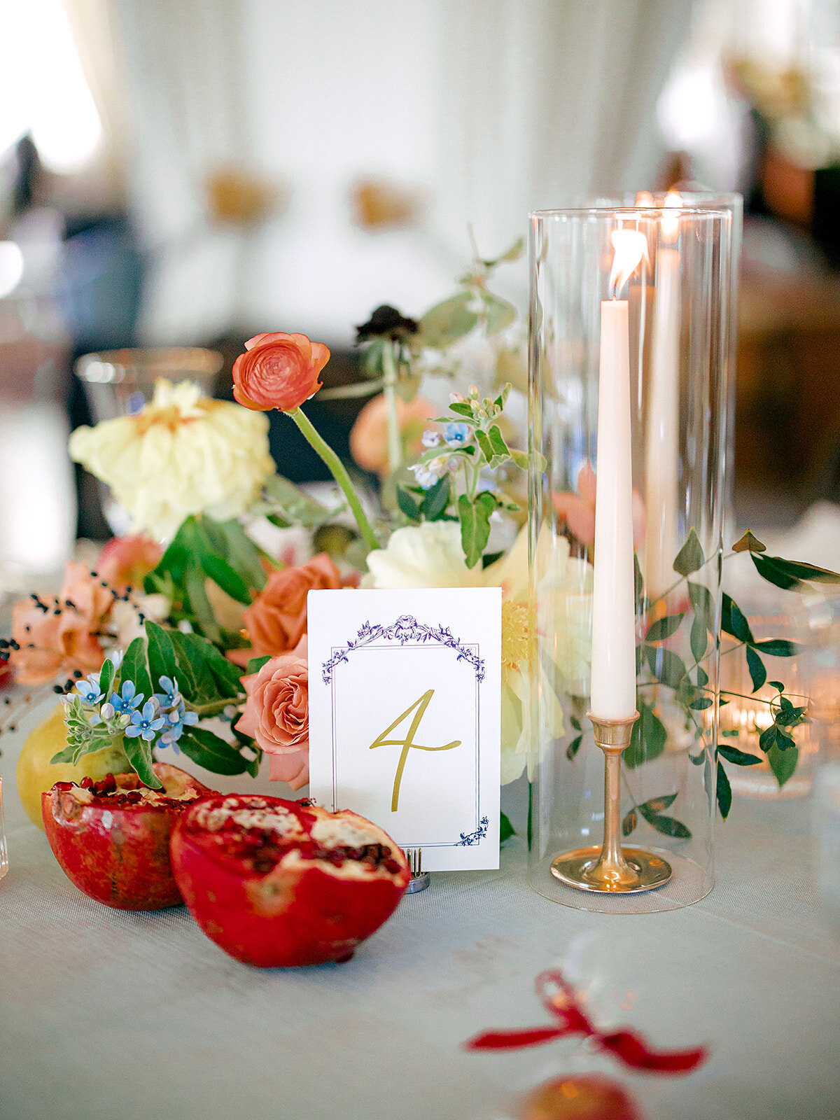 KC Cloud Wedding Seating Chart Mason Dallas centerpiece detail 2
