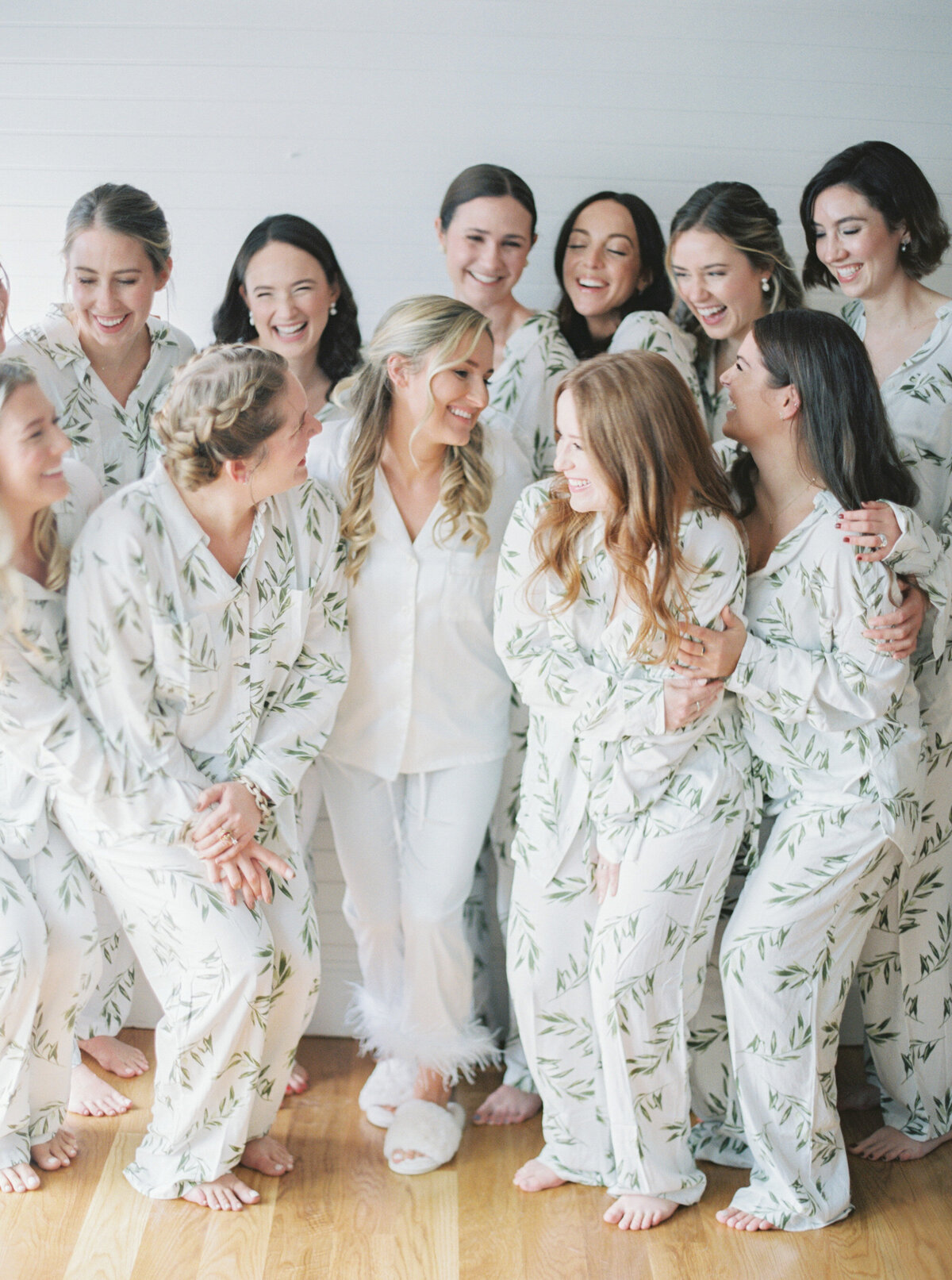 Emily March Photography Wilmington, North Carolina and Destination Wedding Engagement Photographer Heirloom Photography for Memorable Gatherings Light Airy Sentimental Imagery Images Weddings VaughanWedding_0057 copy