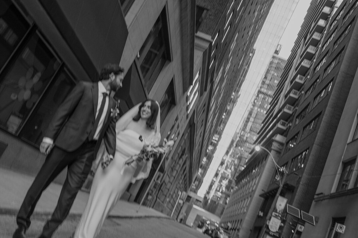 toronto-city-elopement-city-hall-osgoode-hall-st-regis-hotel-romantic-indie-movie-elopement-3071