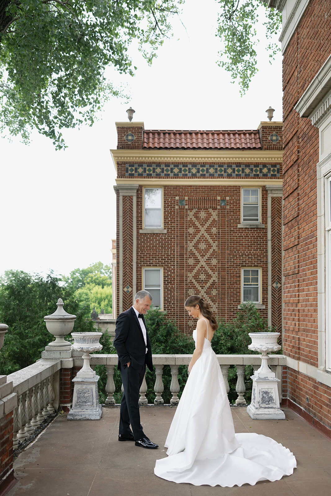 loui_photography_minneapolis_beach_club_summer_wedding-6